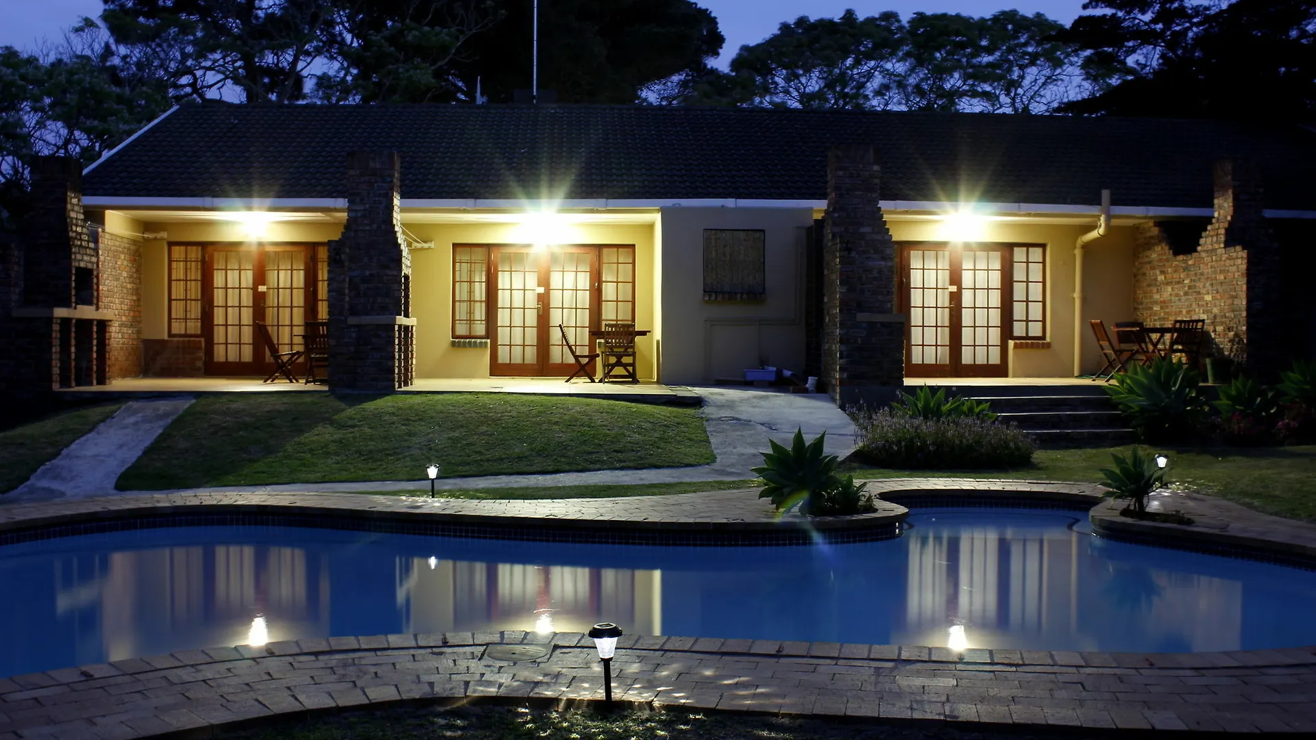 African Aquila Guest Lodge Glendinningvale